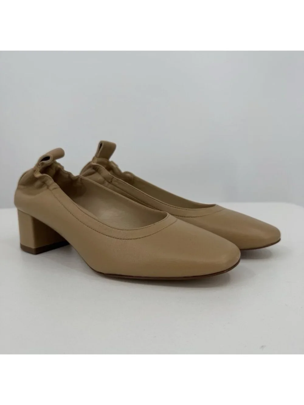 Everlane Italian Leather Day Heel Light Taupe 6 Women's Elastic Back Comfort